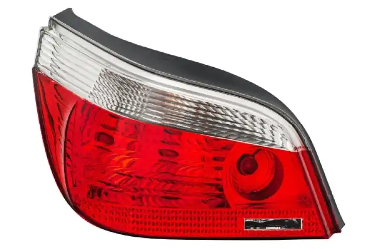 Okazja dnia - LAMPA TYLNA BMW