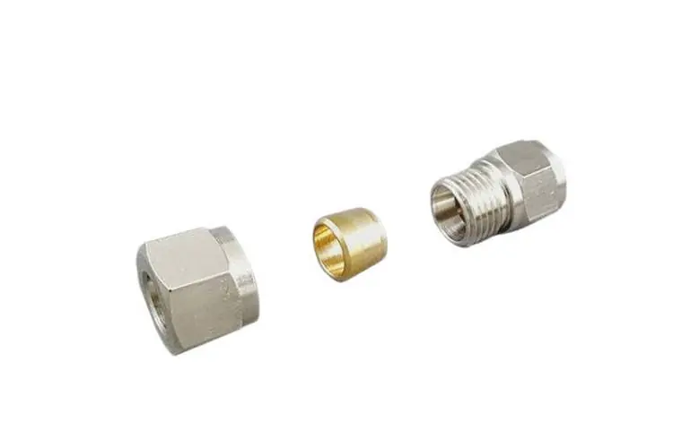 Cena po obniżce - ZŁĄCZKA do MIEDZI / ALUMINIUM 10mm - 1/4" wewn.